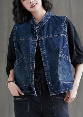 Kort Donkerblauw Denim Vest Met Patchwork En Knopen Op De Mouwen