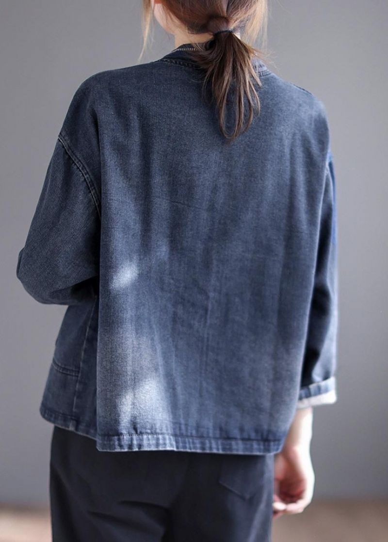 Mode Blauwe V-hals Geborduurd Patchwork Knoopzakken Katoenen Denim Jas Met Lange Mouwen - Dames winterjassen