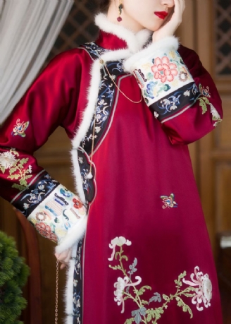 Vintage Rode Namaakbontkraag Geborduurde Knoop Aan De Zijkant Open Dikke Zijden Cheongsam Lange Mouw