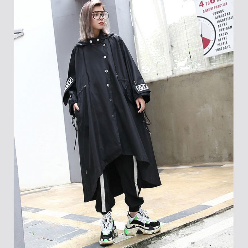 Boutique Zwarte Jas Oversized Jas Met Capuchon Dames Vleermuismouwen Asymmetrisch Ontwerp Jassen - Dames trenchcoats