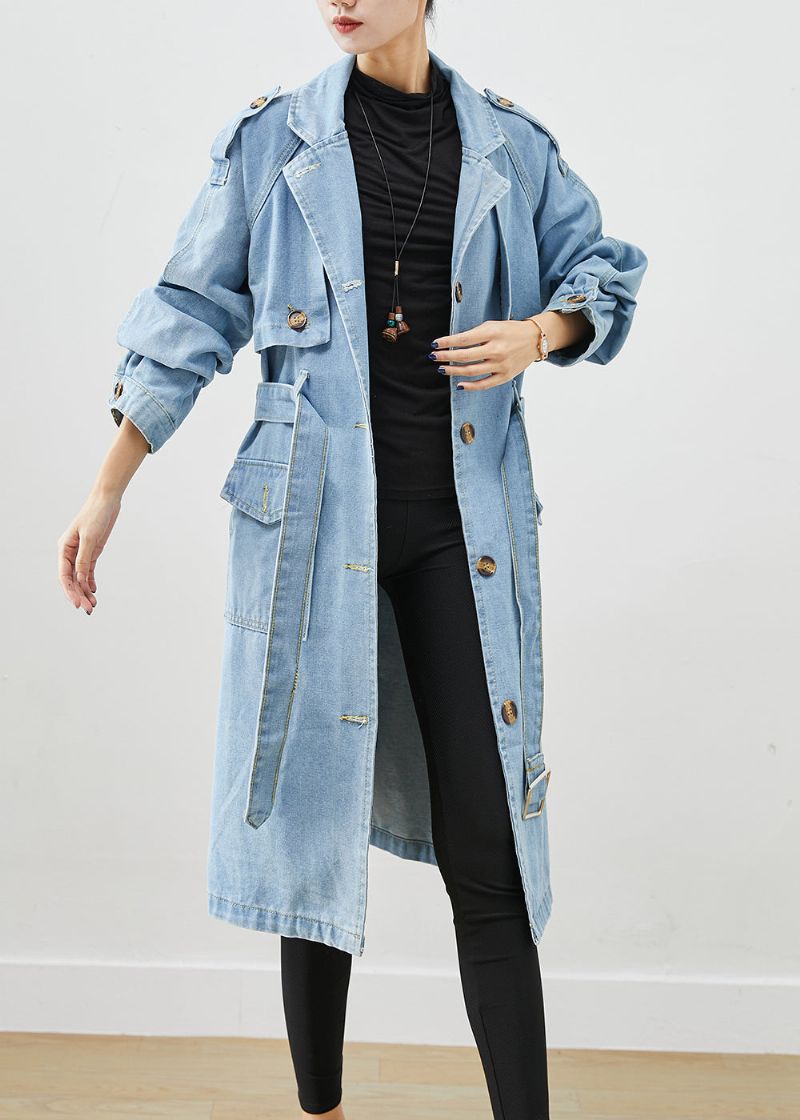 Italiaanse Lichtblauwe Denim Trenchcoat Met Ingekerfde Taille En Herfst