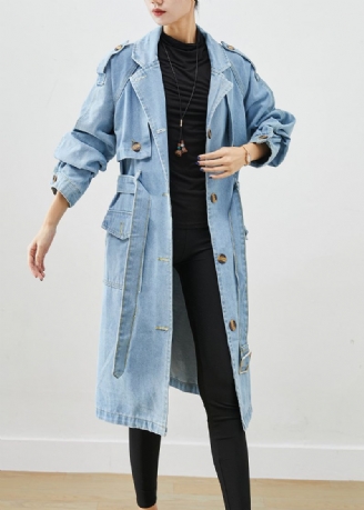 Italiaanse Lichtblauwe Denim Trenchcoat Met Ingekerfde Taille En Herfst