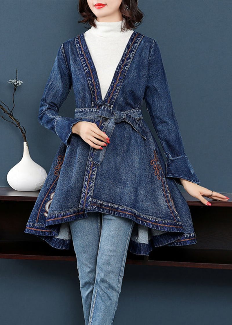 Modeblauw Laag Hoog Ontwerp V-hals Geborduurde Katoenen Denim Trenchcoats Met Lange Mouwen - Dames trenchcoats