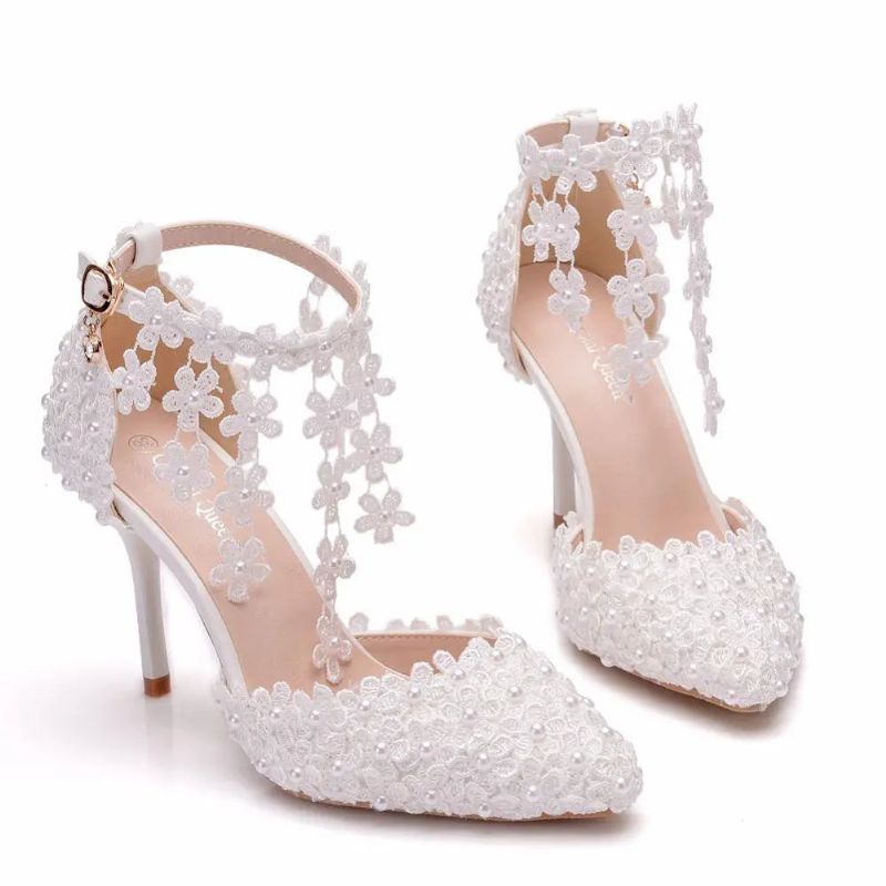 Crystal Queen Strass Puntschoen Vrouwen Hoge Hakken Bloem Kant Enkelbandje Sandalen Parel Decoratie Feest Bruiloft Schoenen - Wit