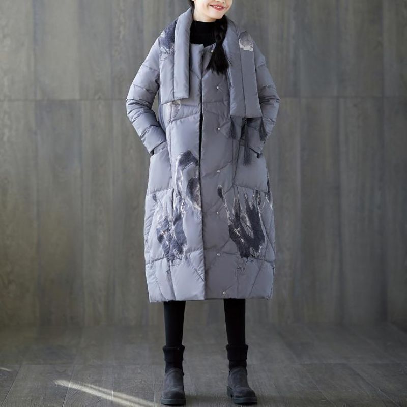 Nieuwe Winterdonsjas Met Grijze Print Oversized Kwastje. Donsjas Met Zakken