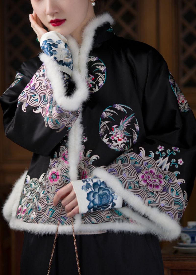 Vintage Zwarte Opstaande Kraag Geborduurde Bloemenzijde Dikke Parka Met Lange Mouwen - Dames donsjacks