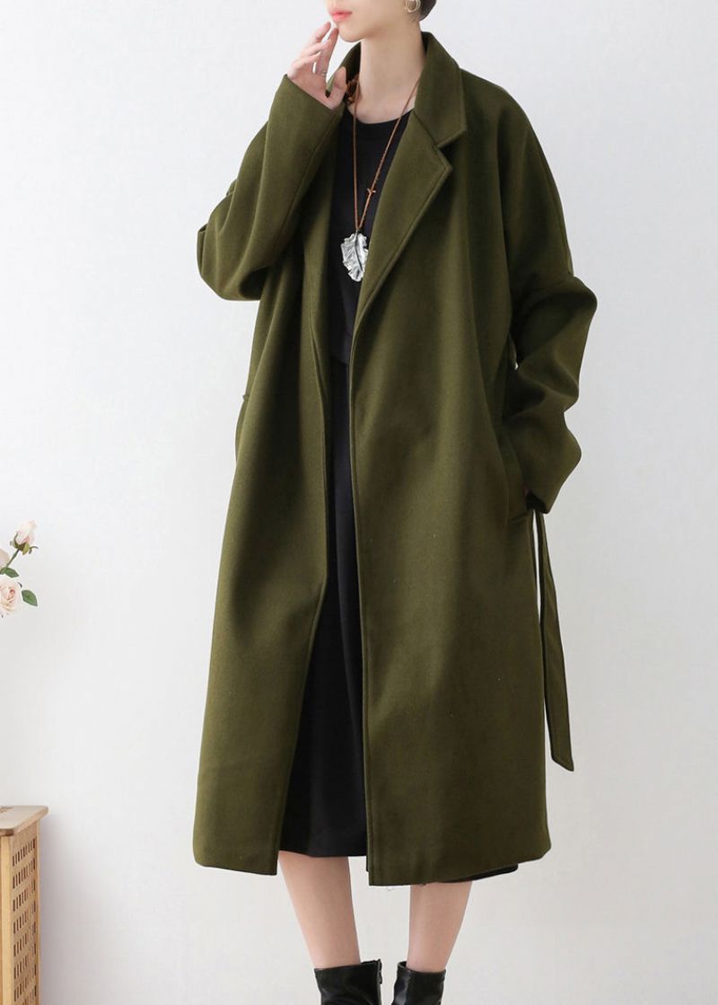 Vogue Legergroene Wollen Trenchcoats Met Ingekerfde Taille En Winter